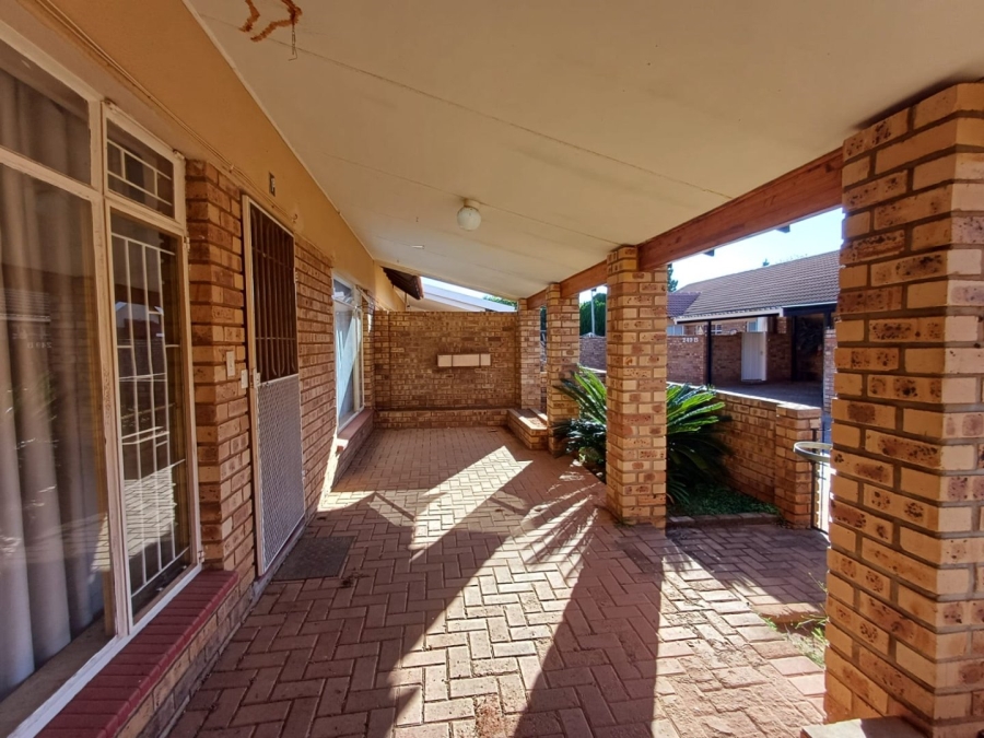 2 Bedroom Property for Sale in Stilfontein Ext 4 North West